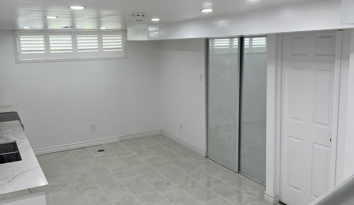 02. Living Area