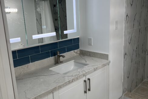 09. Bathroom