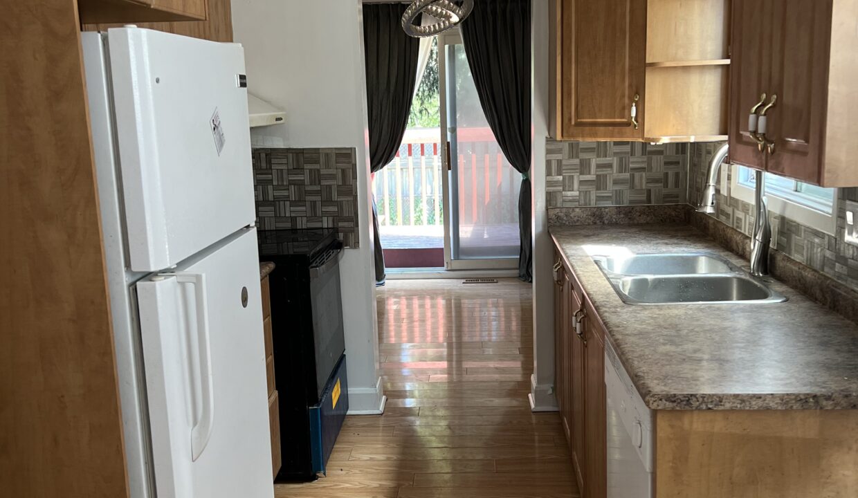 10. Kitchen