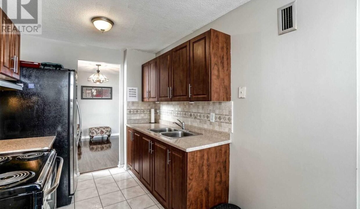 #1401-15 Kensington Rd, Brampton - Picture # 11