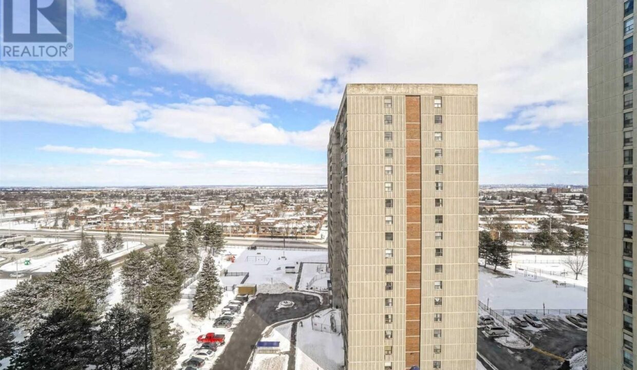 #1401-15 Kensington Rd, Brampton - Picture # 2