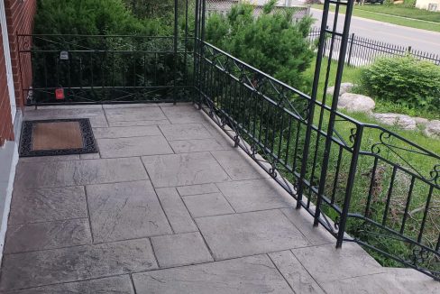 #21 # Upper Level Entrance